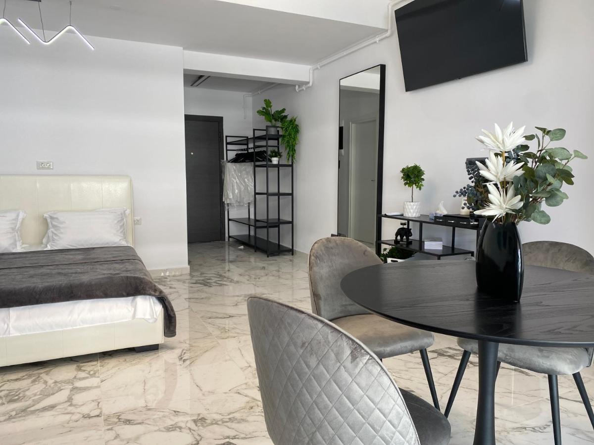 Eva Del Mar - Sea View - Mamaia Nord Apartment Exterior photo