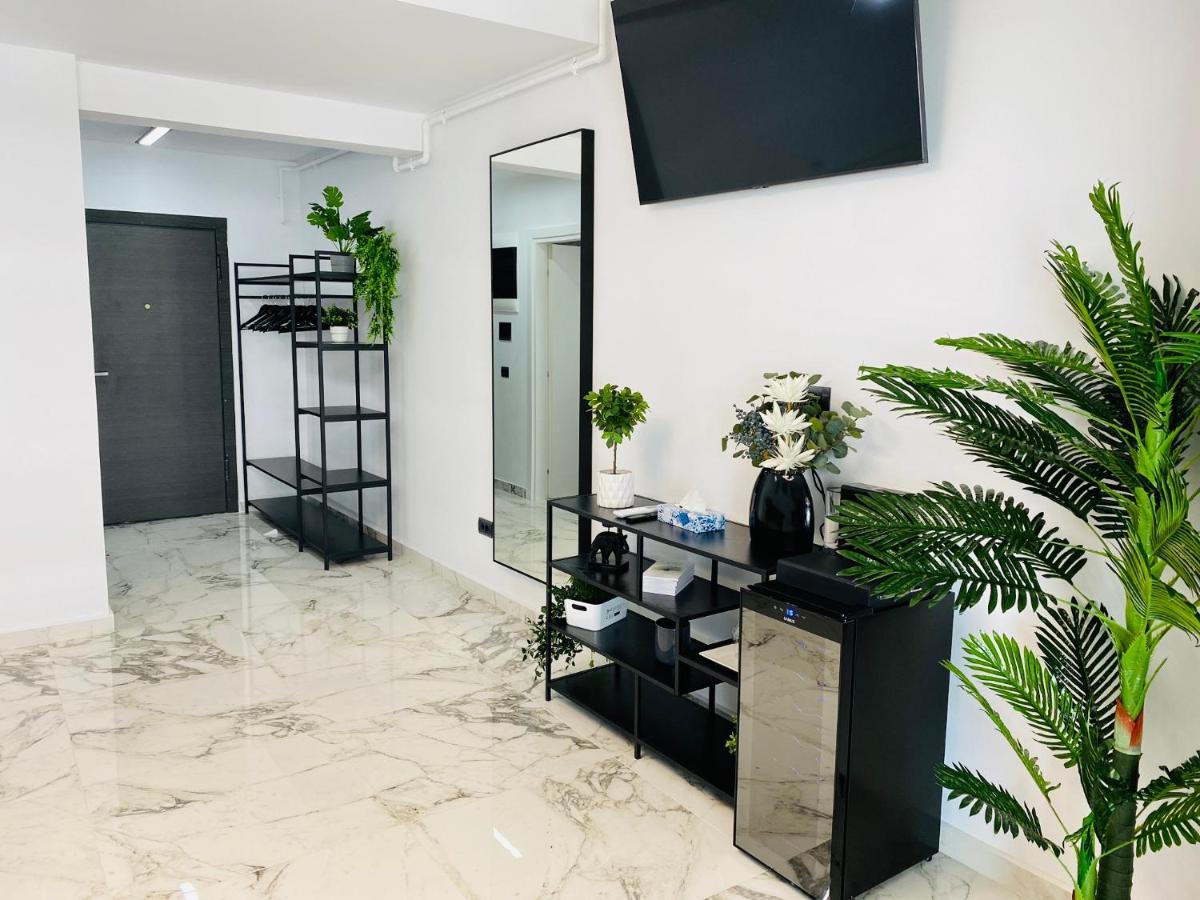 Eva Del Mar - Sea View - Mamaia Nord Apartment Exterior photo
